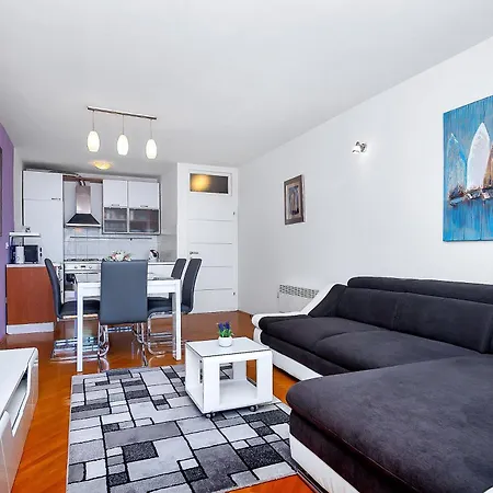 Modern Katarina With Balcony And Sea View *