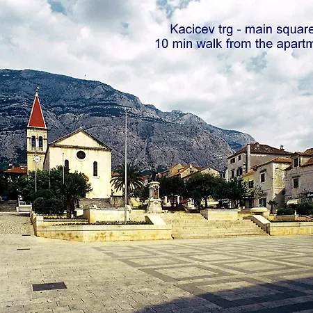 Modern Katarina With Balcony And Sea View Makarska